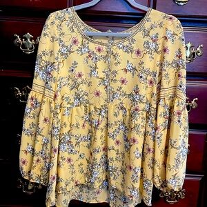Women’s Max Studio floral blouse